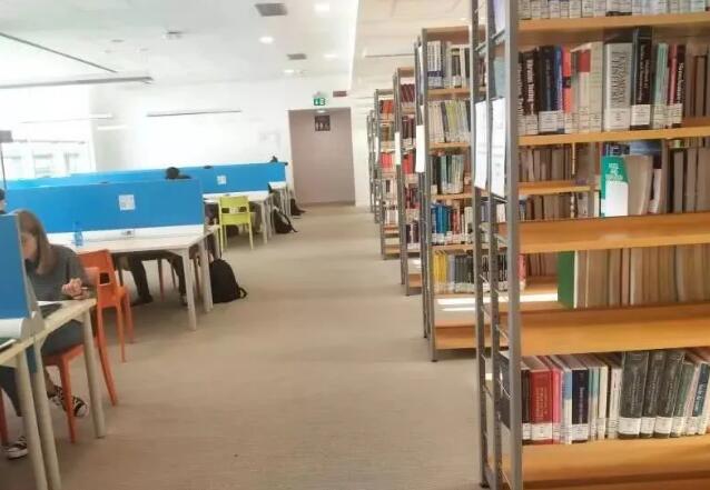 實地考察學產品設計專業的米蘭理工大學
